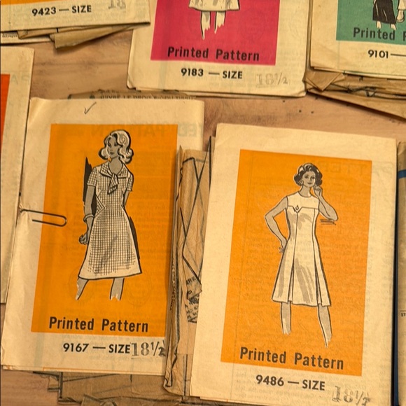 Lot of  16 mail order Vintage Sewing Pattern Collection - Picture 3 of 8